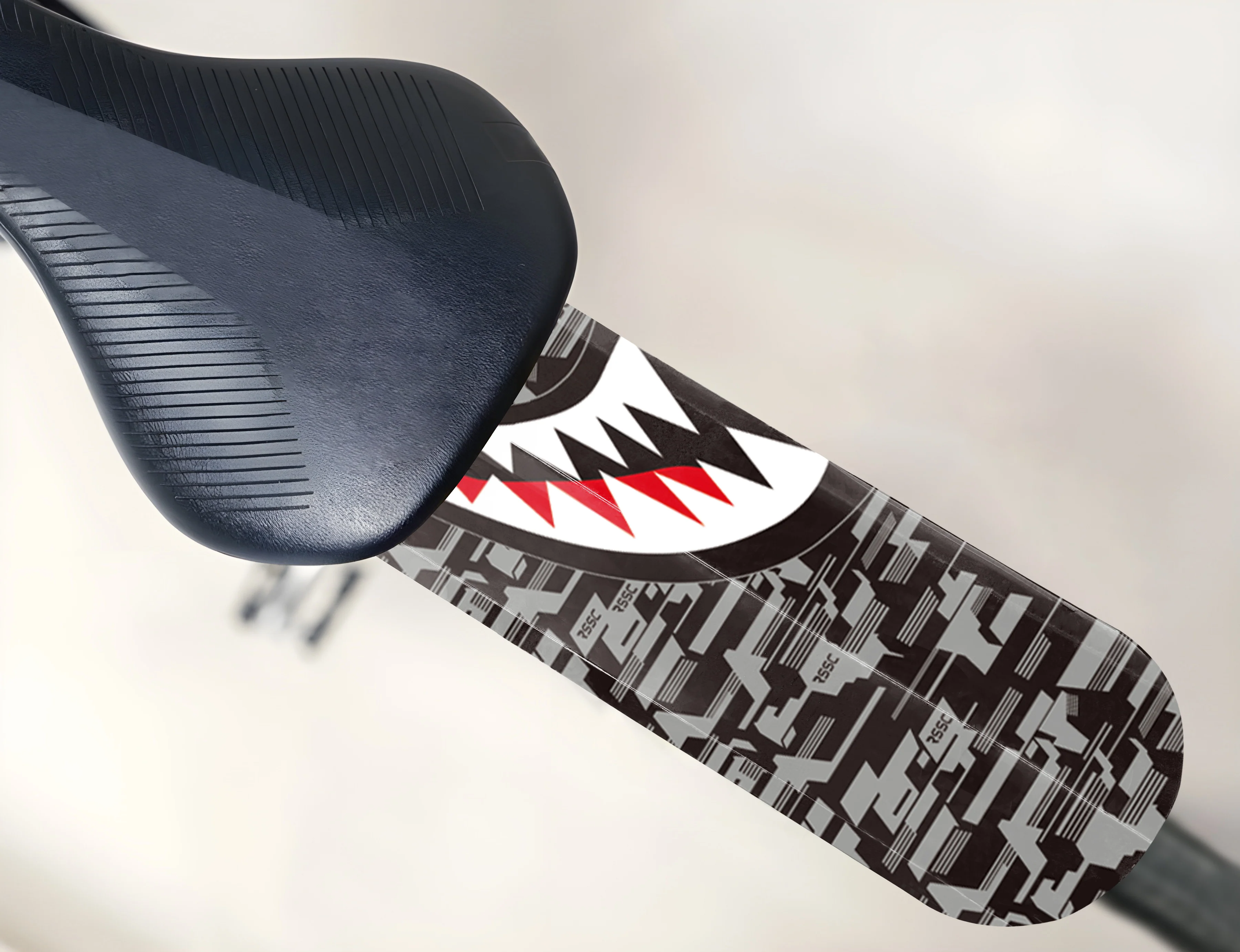 Classic Shark Bicycle Saddle Mudguard - Image 4