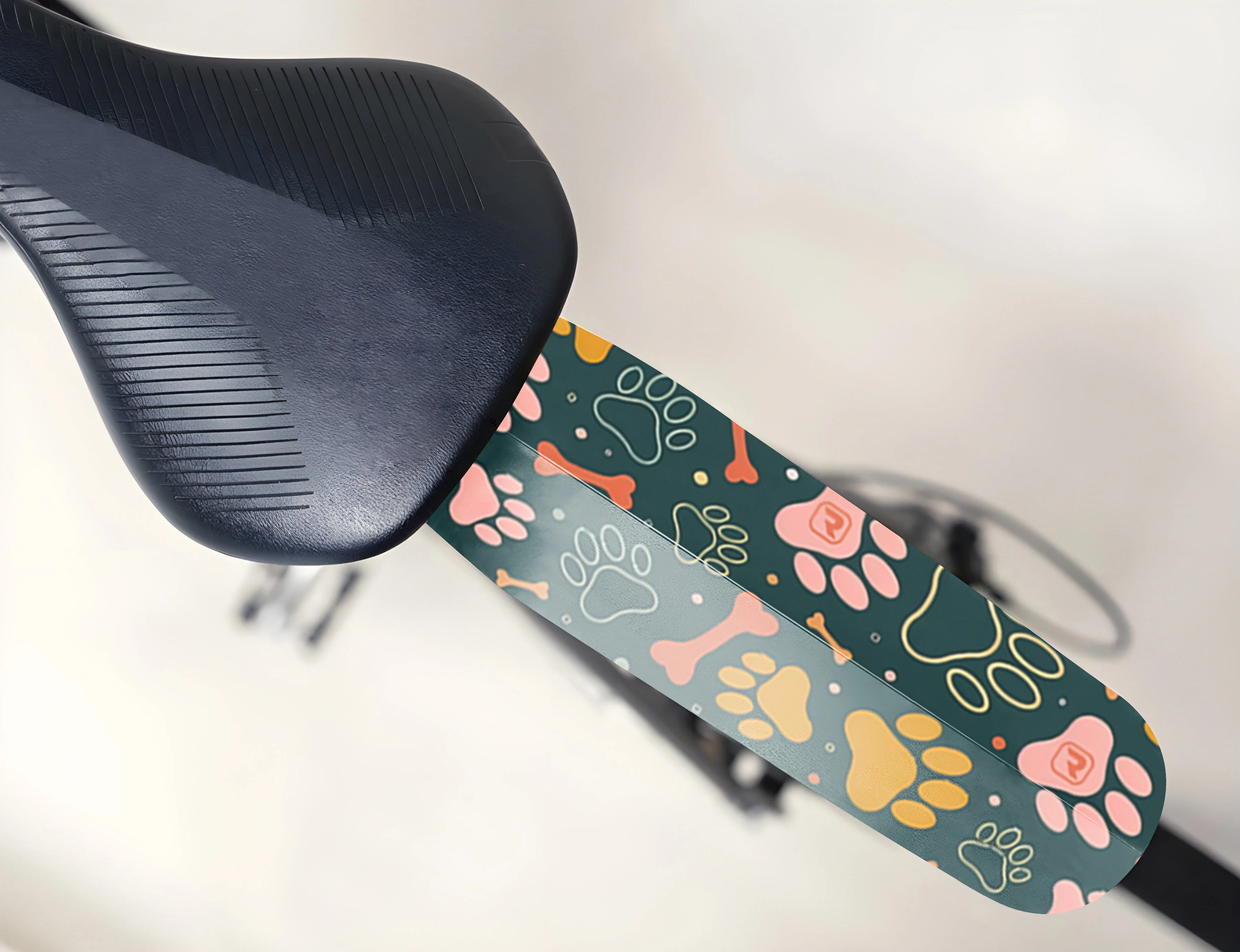 Dog Lover Bicycle Saddle Mudguard - Image 3